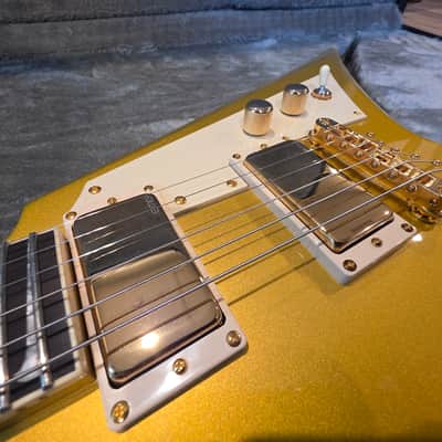 ESP LTD Kirk Hammett Signature korina KH-V - Metallic Gold MINT Metallica image 6
