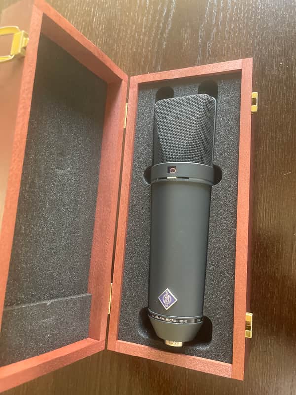 Neumann U87
