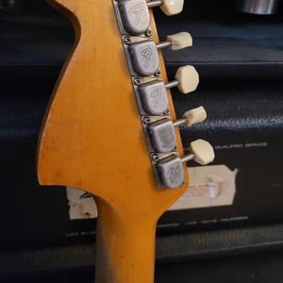 Fender Mustang Guitar with Rosewood Fretboard 1964 - 1969 - Dakota Red image 8