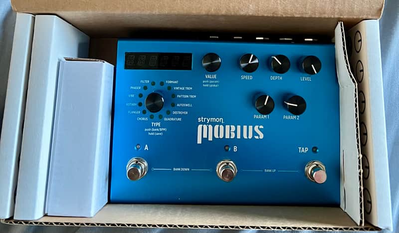 Strymon Mobius