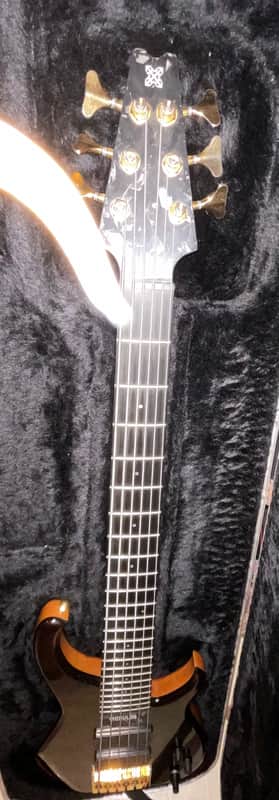 Modulus Quantum Coco Bolo 6 String Bass image 1