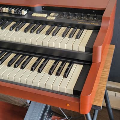 Hammond XK-3 System with XK-3c, XLK-3, XPK Pedal, XPK-100 Mini Pedalboard, EXP-100F and Leslie Model 3300* Red Walnut image 17