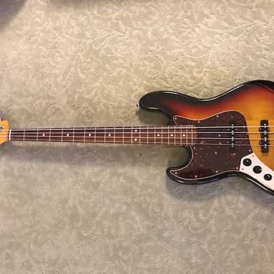 Lefty Fender Vintage Jazz JB62  3 Tone Sunburst image 12