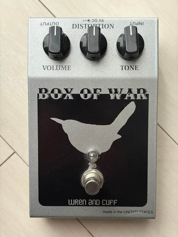 Wren and Cuff Box of War