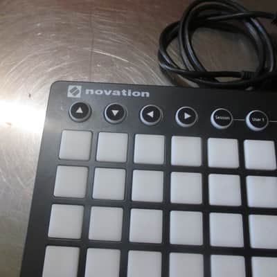 Novation Launchpad MKII Pad Controller 2015 - 2019 - Black image 3