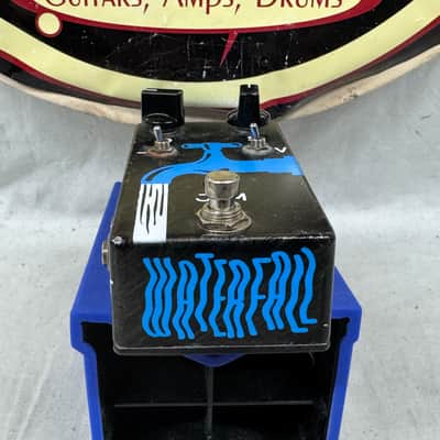 JAM Pedals Waterfall Bass Chorus Vibrato Pedal image 3