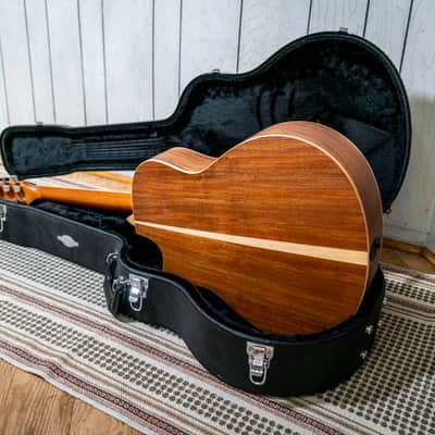 Taylor GT-8 Baritone 2012 image 12