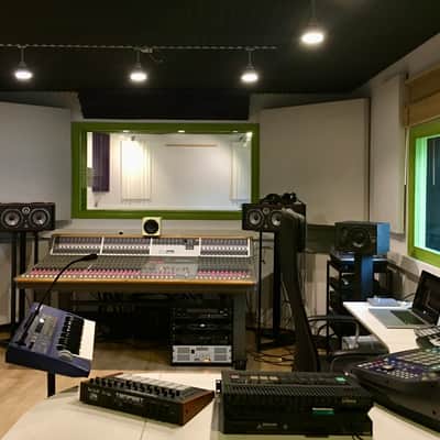 Audient ASP8024 high resolution analog mixing console image 10