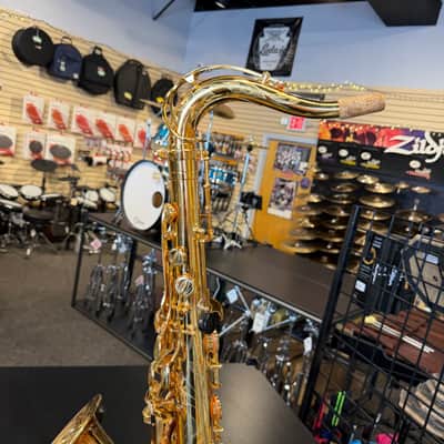 Buffet Crampon BC8402-1-0 2022 Tenor Sax Gold Lacquer and Engraved image 8