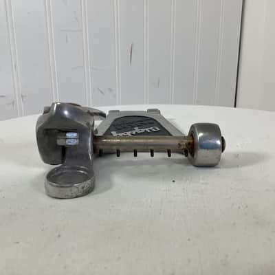 Bigsby B7 OR B3 EX SHORT TAILPIECE W/BAR image 4
