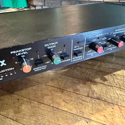 DBX 166 2-Channel Vintage Compressor - NICE! image 3