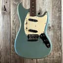 Fender Duo Sonic II 1966 Slab Board - Daphne Blue