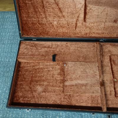 Vintage 1970s 1980s Gibson Ibanez Greco Epiphone Asymmetrical Offset Body Case Fits 45 X16 X 2.5  Models Korina Explorer Greco Explorer Hammer Standard Fits Many Models Brown Fuzzy Lining Rare Well Made image 2