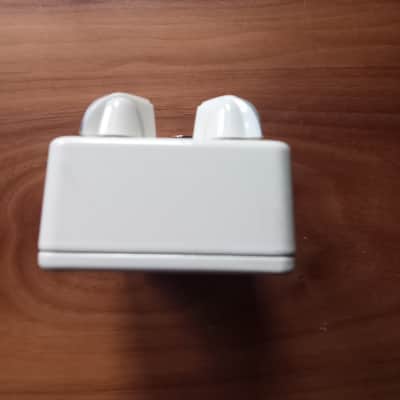 K Pedals Rangemaster Clone 2020 - Cream image 5