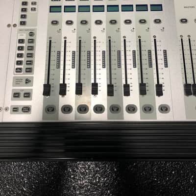 [Lot #24] Soundcraft Vi 3000, Stage Box, Cards, and Flight Case image 6