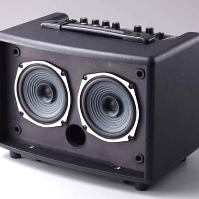 Roland AC-33 Acoustic Chorus Guitar Amplifier image 9