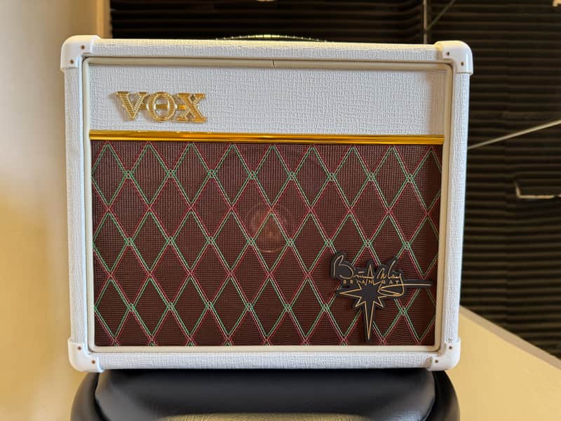 Vox VBM1 Brian May Special Recording Amp 10-Watt 1x6.5" Guitar Combo 2003 - 2005 - White with Brown Diamond Cloth image 1