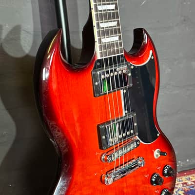 + New Video Gibson 2017 SG Standard Cherry Burst + Locking Tuners + Case image 5