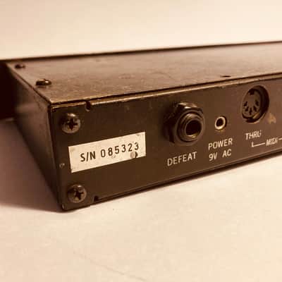 Alesis Midiverb II 16-Bit Digital Effects Processor 1990s image 11