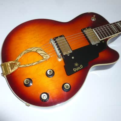 Guild Bluesbird 1967 Sunburst image 1