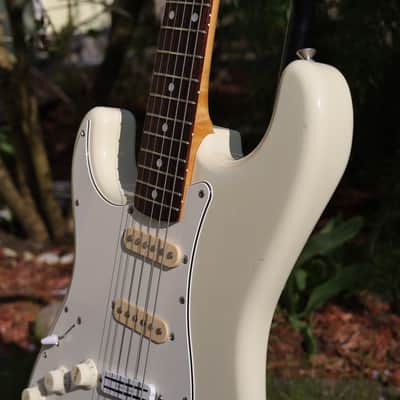 Fender Stratocaster White 1993 Left Handed Kurt Cobain Strat Japan Nirvana Guitar + Hotrail image 5