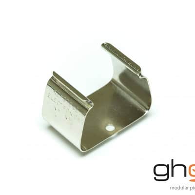 Graph Tech PD-0205-00 Ghost Battery Clip for Acousti-Phonic Pickups