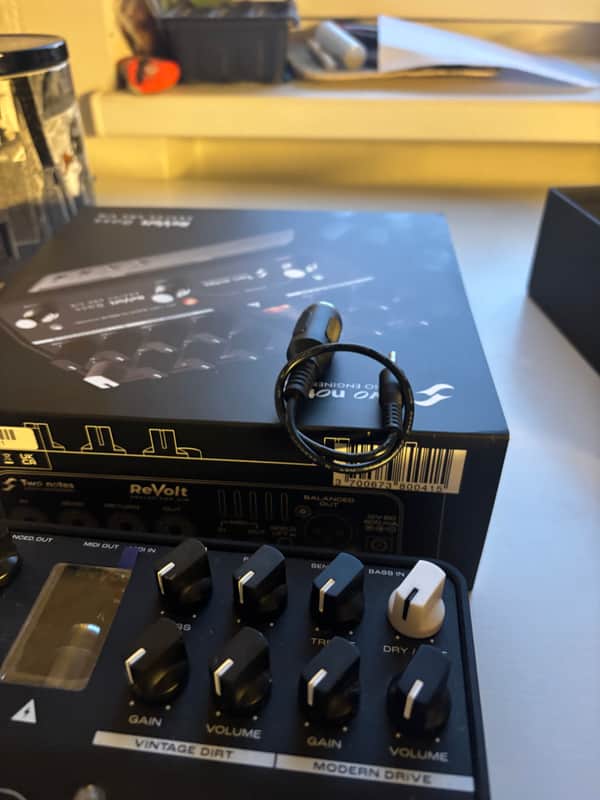 Two Notes ReVolt Bass 2022 - Present - Black image 1