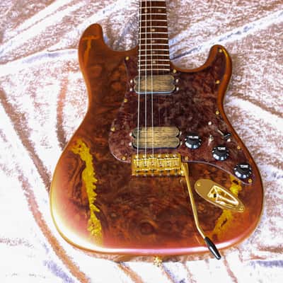 Build to Order GB Liuteria Traditional Strato wanut burl and gold resin image 5