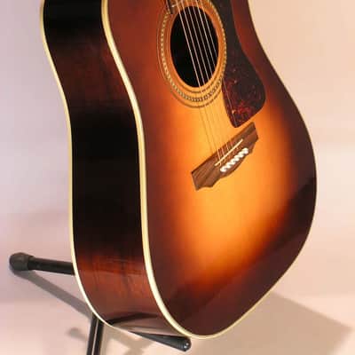 1996 Guild Westerly DV-6 Antique Burst image 2