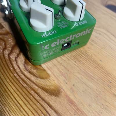 TC Electronic Corona Chorus 2011 - Present - Green image 5