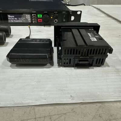 Shure AXT400 A 470-698MHz Dual Wireless Receiver W/ (2) AXT200 SM86 #17664 (THS) image 7