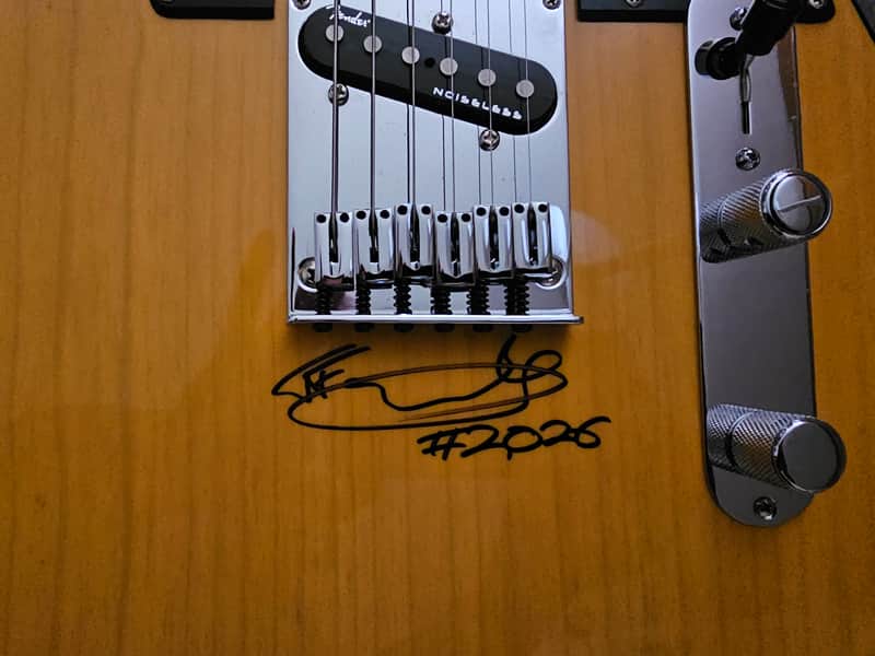 Fender American Elite Telecaster with Maple Fretboard 2016 autographed by Taj Farrant