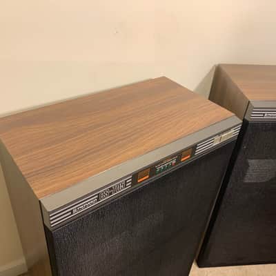 RARE 1984 Pioneer CS-705 4-Way 200W Hi-Fi Speakers, Oak, Near Mint Condition image 3