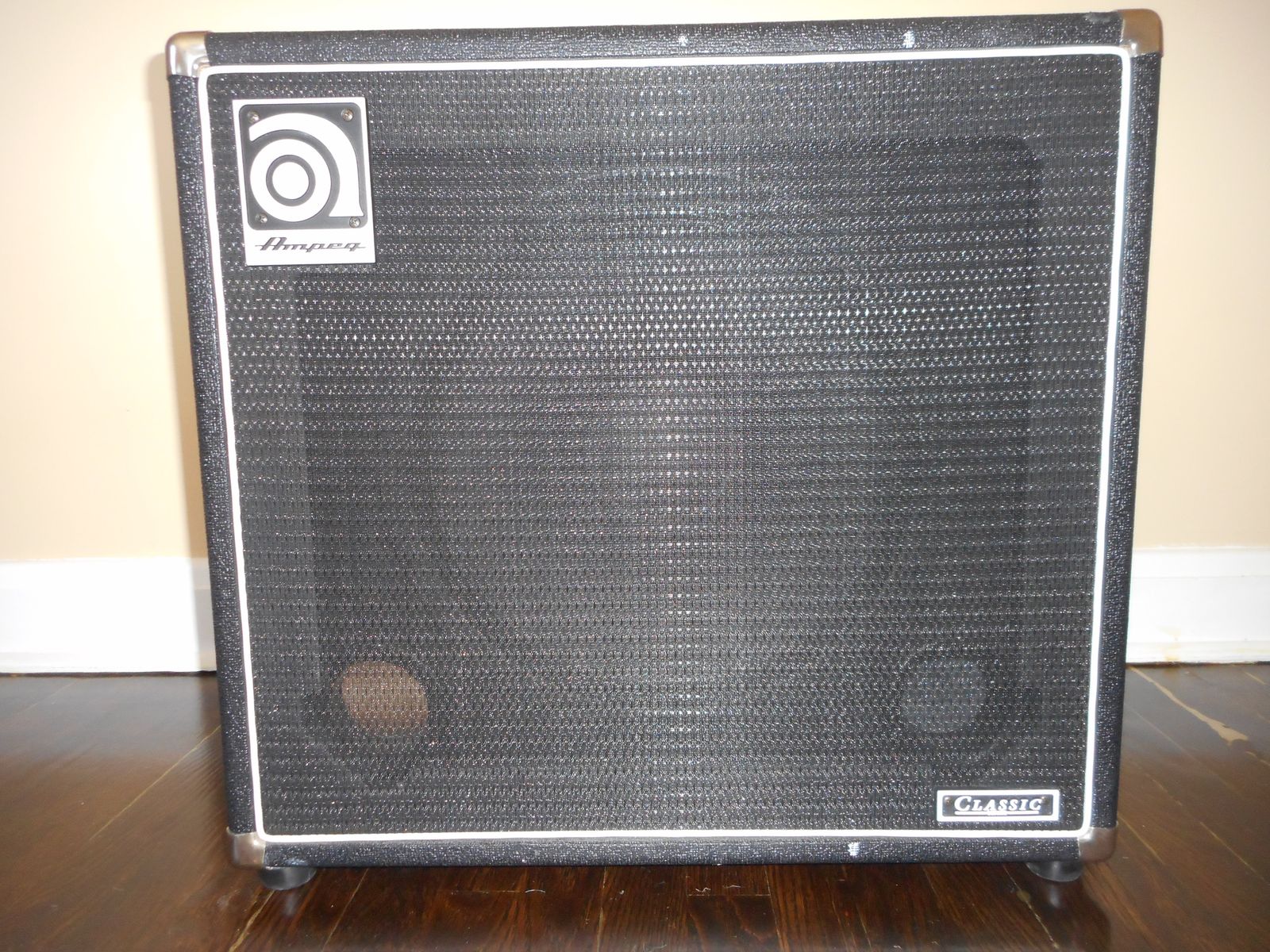 Ampeg SVT-15EN CLASSIC ベースキャビネット Ampeg SVT-15EN 15