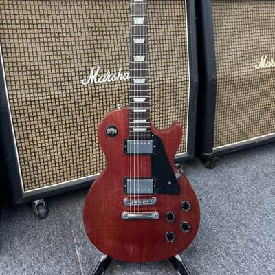 Gibson Les Paul Studio 2004 - Worn Cherry image 4