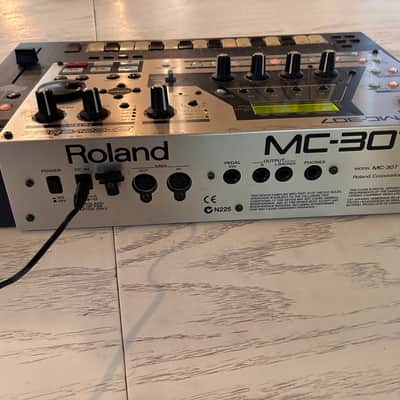 Roland MC-307 Groovebox 2000s - Silver and Black image 8
