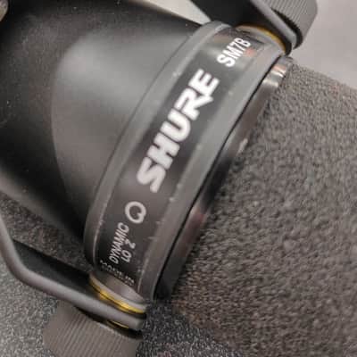 Shure SM7B Cardioid Dynamic Microphone 2001 - Present - Black image 3