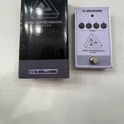 TC Electronic 3rd Dimension Chorus Analog True Bypass Guitar Effect Pedal + Box