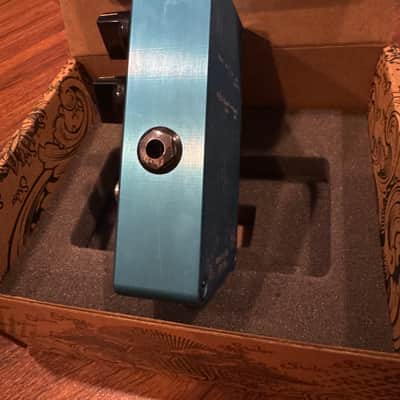 Suhr Dual Boost 2010s - Blue w box image 3