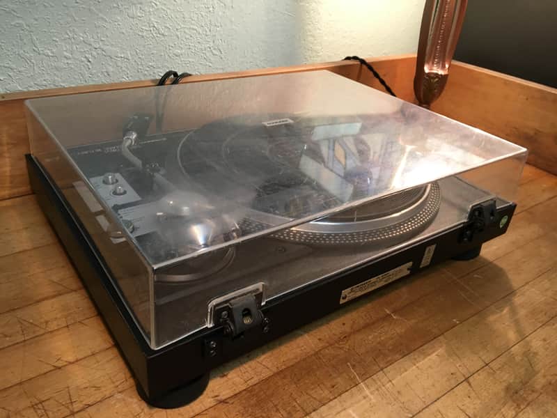 Amazing Pioneer PL-518X Audiophile Turntable Shure Cartridge