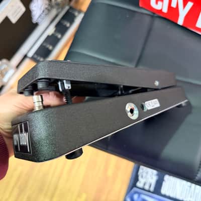 🎸 Jim Dunlop GCB95 Cry Baby Original Wah Guitar Effects Pedal - Black 🎸 image 6