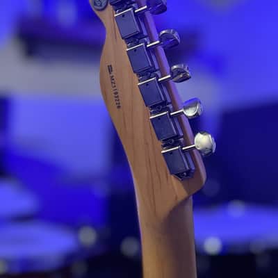 Fender Deluxe Nashville Telecaster with Maple Fretboard 1998 - 2016 - Brown Sunburst image 4