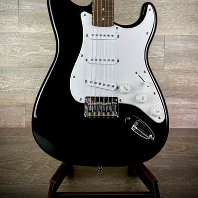 Squier by Fender Stratocaster – Black w/ White Pickguard (USED-Mint) image 2