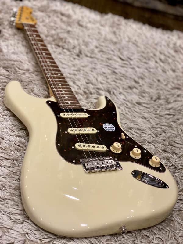 Tokai Stratocaster AST-100 VWH/R Goldstar Sound Premium Series