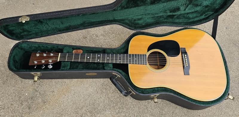 Martin D-28 1969 Vintage Acoustic Guitar w/HSC image 1