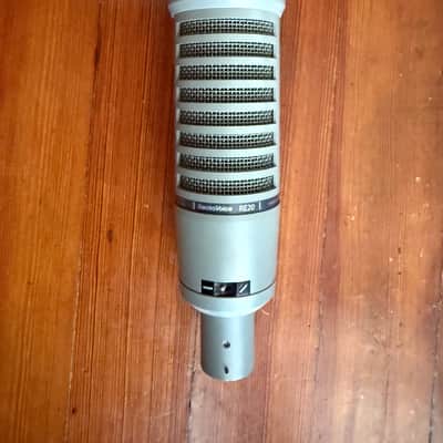 Electro-Voice RE20 Cardioid Dynamic Microphone 2000s image 2