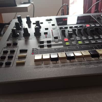 Roland MC-505 Groovebox 1998 - 2002 - Gray image 3