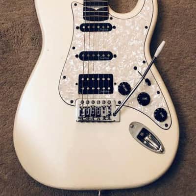Tradition G12 Deluxe Strat Style Electric Guitar White image 1