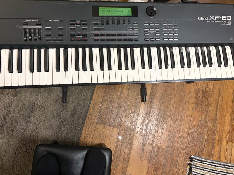 Roland XP-80 76-Key 64-Voice Music Workstation Keyboard 1999 - 2004 - Black image 1