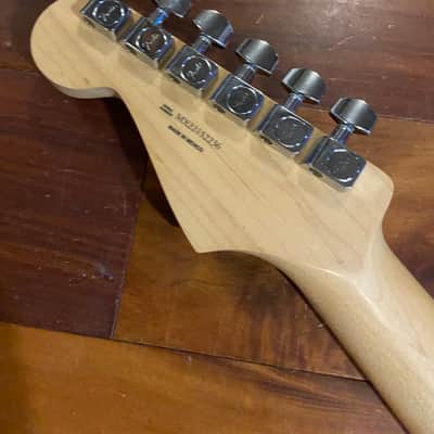 2022 Fender Player Strat Maple Neck Stratocaster Tuners 9.5" Radius Medium Jumbo image 3